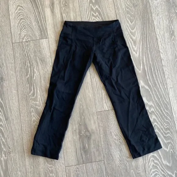 Lululemon Capris - Picture 1 of 5